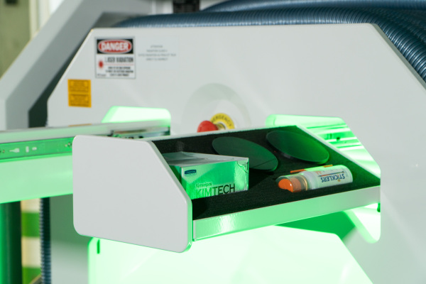 QF-2000 - accessory compartments P-Laser's 2000 Watt laser cleaning machine